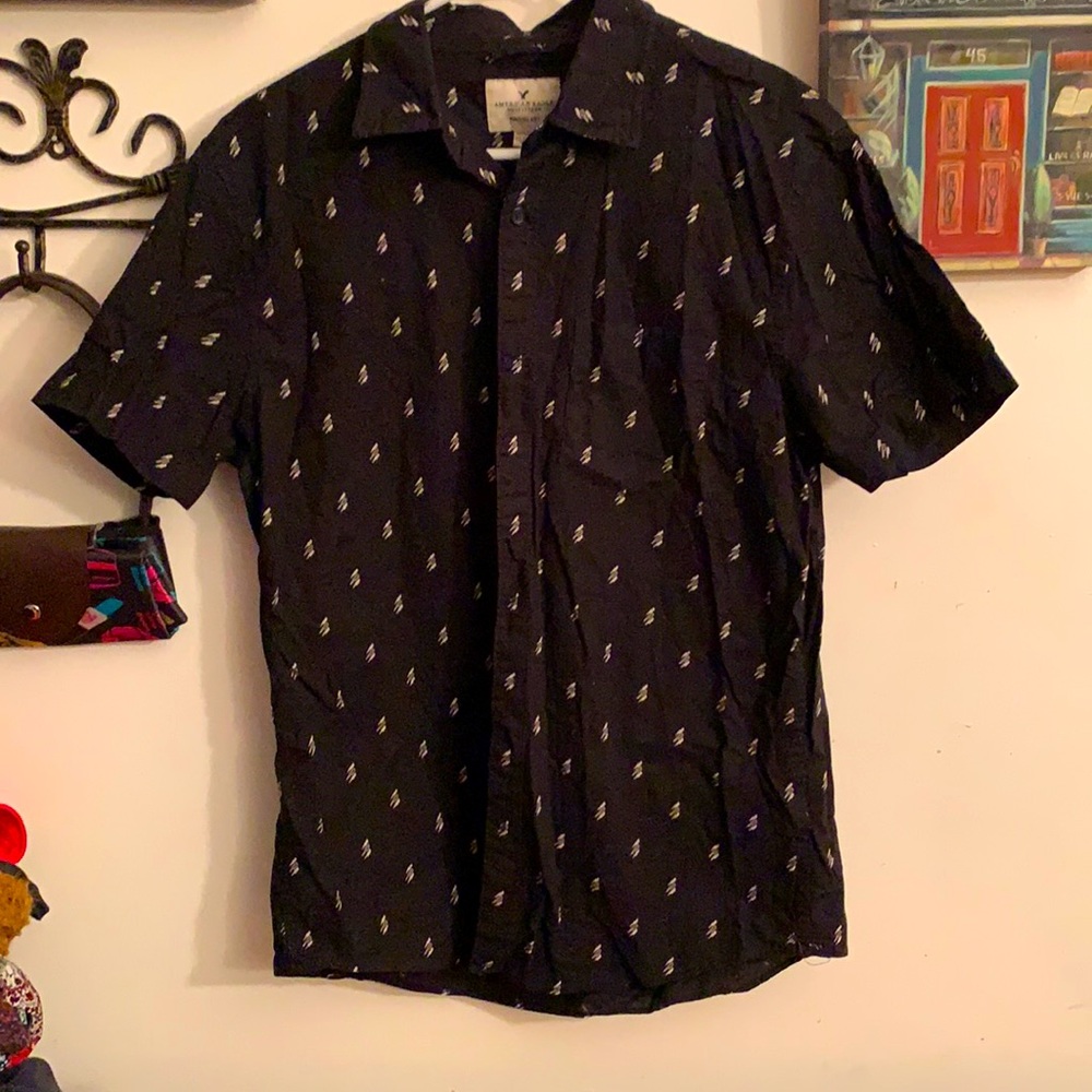 Men’s Med American eagle button up shirt